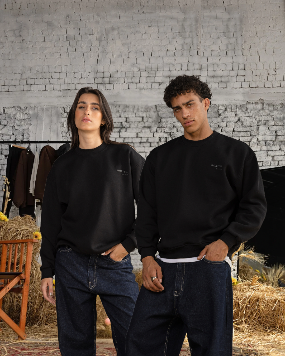 Essential Crewneck in Black