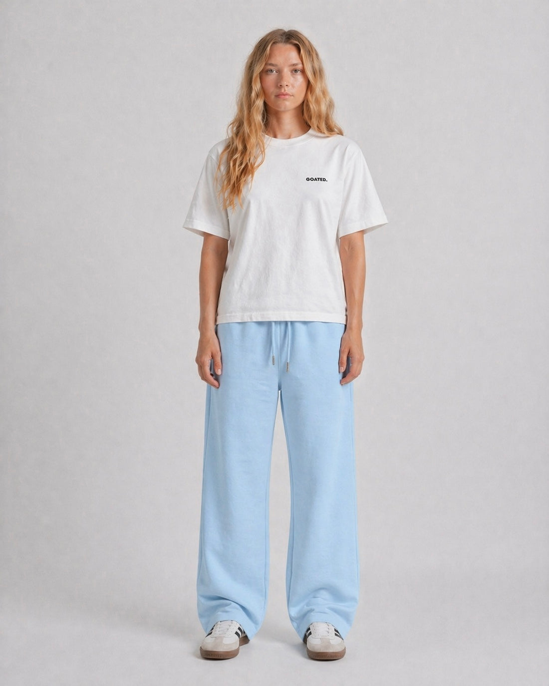 Sweatpants in Powder Blue