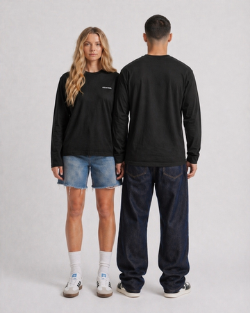 Long Sleeve Tee in Black