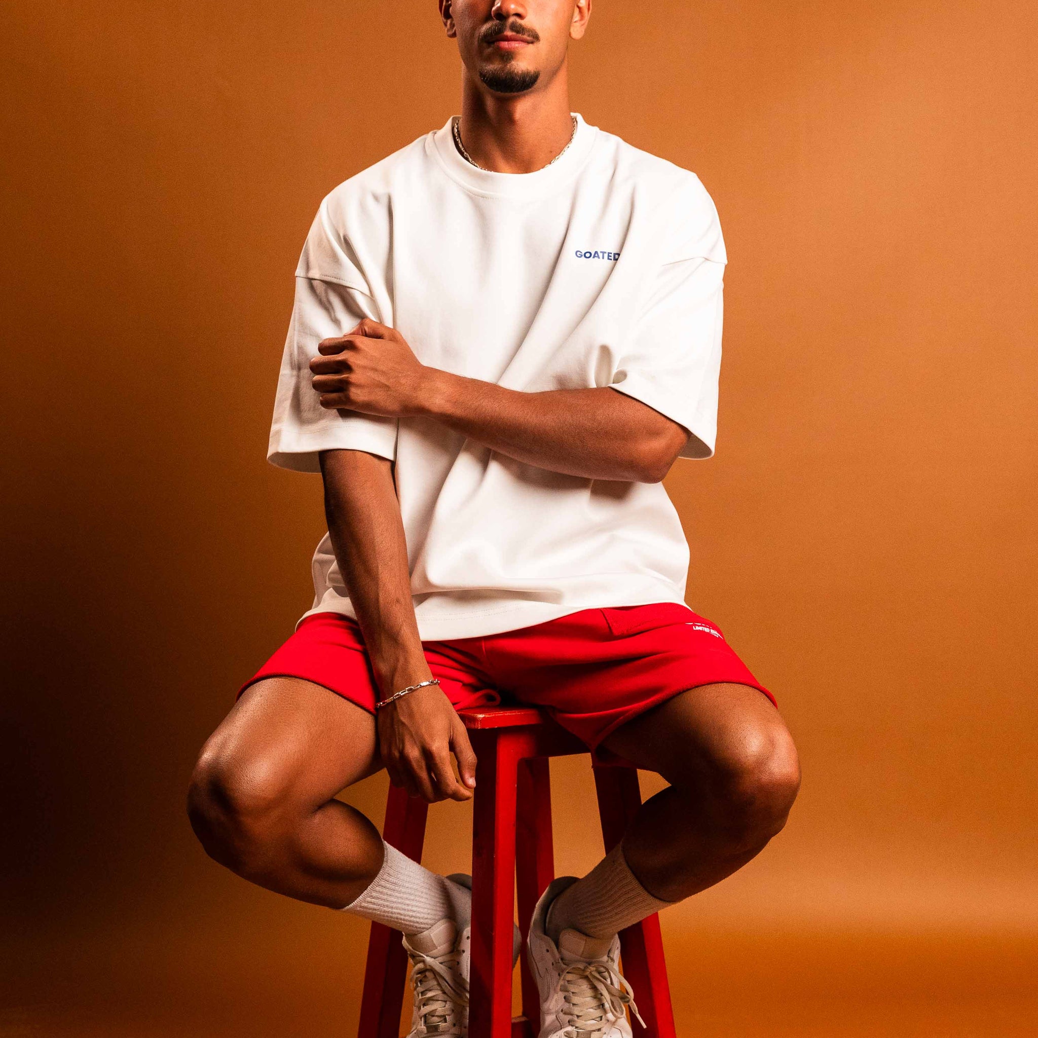 Signature Sweat Shorts in Red